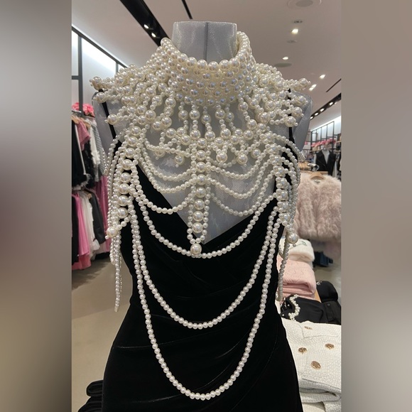 Pearl bib necklace - Picture 1 of 3
